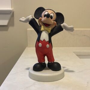 Vintage Mickey Mouse Figurine – Classic Red Shorts – (Bundle with Minnie!)